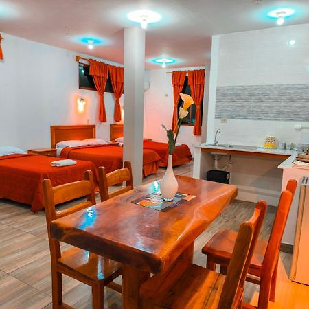 Suites En El Centro Puerto Ayora  Zewnętrze zdjęcie